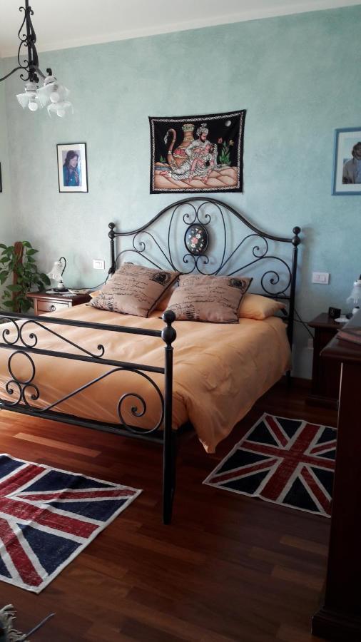La Casa Di Silvana Valeggio sul Mincio Ngoại thất bức ảnh